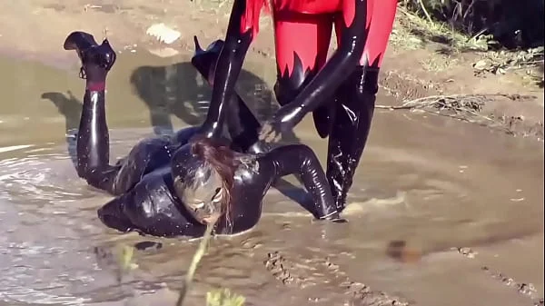 Very Evil Mistress Loves Heavy! Pee, JOI, Wet and Messy, Belly Button Fetish, Latex, FemDom! Arya Grander