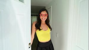 She Likes Rough Quickies / Brazzers full scene at zzfull.com/QH