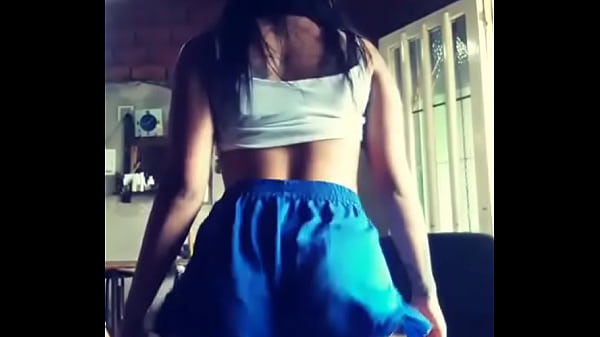 Pendeja argenta bailando