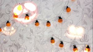 ROLE PLAY: Halloween treats by cheerleader Mia Mimi