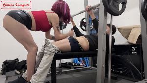 Entrenadora hot se culea a su cliente – TRAILER