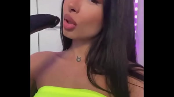 I’m live on stripchat from now to 1am