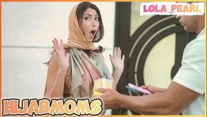 Hijab Stepmom Show Her True Colors