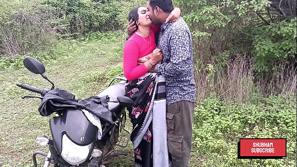 Desi Horny Kavita fuck in jungle in doggy style with boyfriend Tatya , cheating on husband