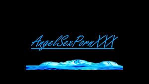 ANAL. LA ESPOSA INSACIABLE LE GUSTA UNA GRAN POLLA EN EL CULO