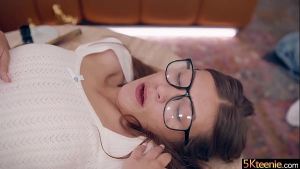 Nerdy Teen Stepsister Is Wet for Cheating Stepbro – Ali Jones