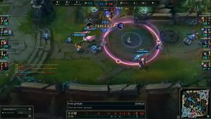 Ninfeta arabe macetando 4 mulas