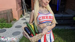 Summer Anal Vibes goes WET, Kyra Sex MILK OVERFLOW & Vegetables Ass insertions, Gape, Butt Rose licking, Piss in ass