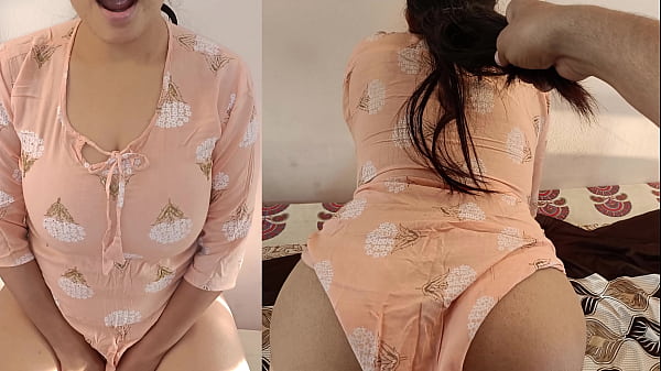 हॉट इंडियन सौतेलीबहन ने भाई से चुदने के लिए पति को धोखा दिया