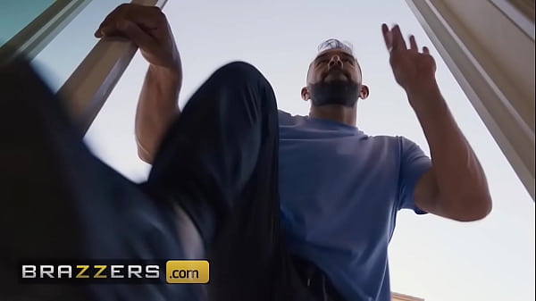 House Arrest Hottie Gets A Sneaky Link Lulu Chu / Brazzers/ Enter XVPROMO on official site for discount