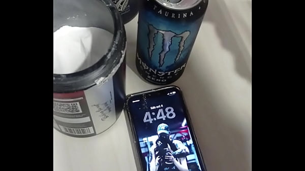 masaje a mi hermosa madrastra de culo perfecto cuando papa trabajaba para los dos