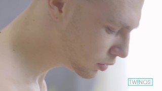 Pervy Stud Michael Gives Hot Boy Oliver Happy Ending Massage