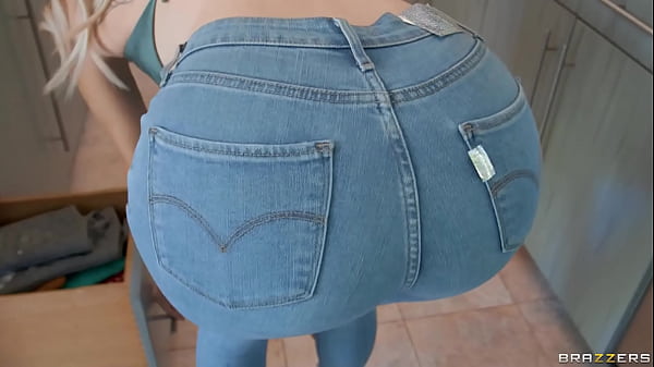 Sucking Off The Real Estate Agent – Jazlyn Ray / Brazzers  / stream full from www.zzfull.com/lucky