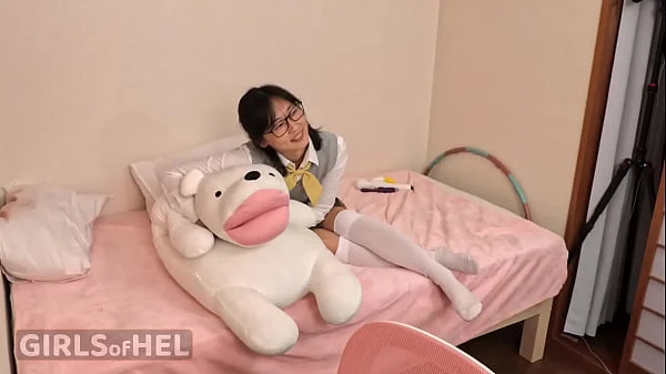 She doesn’t mind me watching – Naughty stepdaughter plays with herself