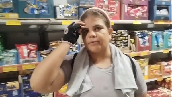 La profesora de inglés de mi hijastro me invita a su casa y termino follando su gran culo y dejando mi semen en su boca