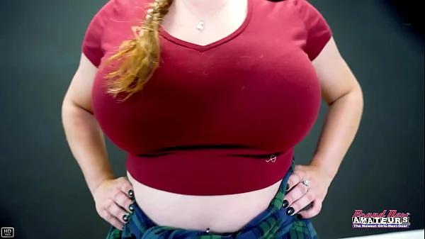 Busty Blonde Gwen Deepthroats A Cock And Masturbates Her Muff For Xmas!