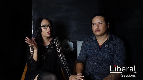 Esposa puta follada frente a su esposo cornudo