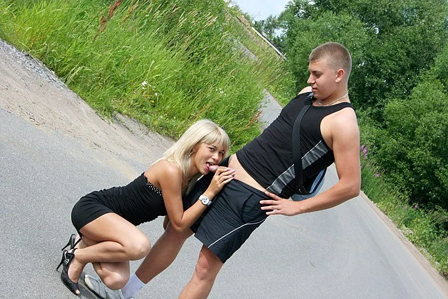 Extreme pickup sex on the road