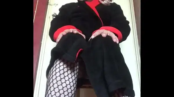 bisexual crossdresser wants for nothing more than your pee filling up his tube so he can swallow it part 1