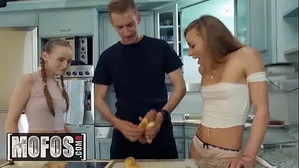 Dont Break Me – (Lady Bug, Danny D, Angel Emily) – Sausage For Two – MOFOS