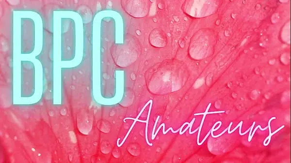 Hera cheeks quiere aprender a hacer Yoga, pero no puede contener las ganas de masturbarse