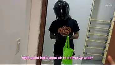 My boyfriend cheated on me, so I’m giving my ass to the delivery guy and keeping his dick. Penectomy