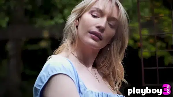 Petite all natural babe passion posing and sexy babe enjoyed it outdoor