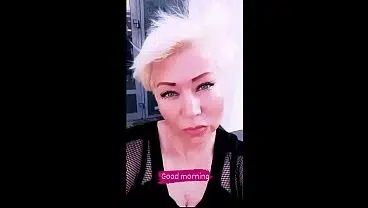 The gaping pussy of a sexy smoking MILF .!. ))