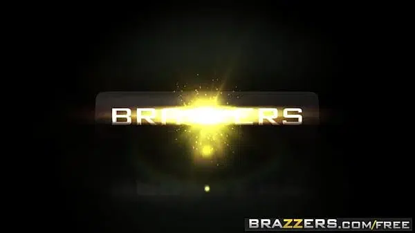 Brazzers – Big Tits at Work – (Lauren Phillips, Danny D) – The New Girl