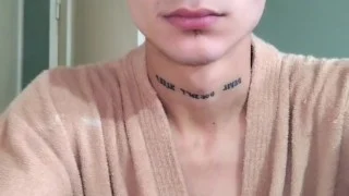 grabando mi dia me termino calentando hasta masturbarme