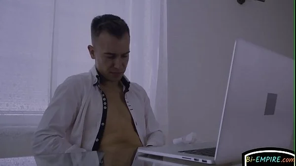 Horny bisexual stud getting spit roasted