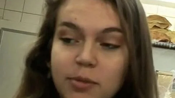 Lola Bruna livreuse de pizza