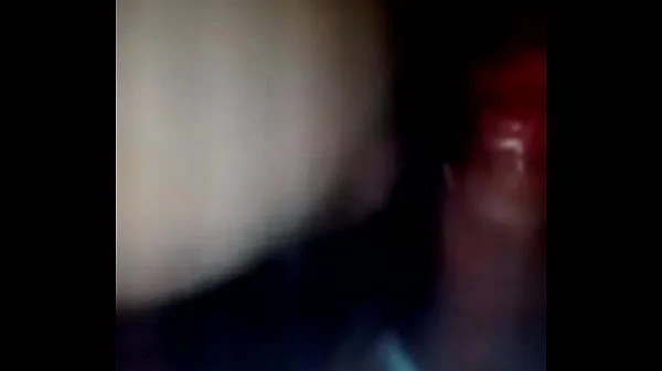 Lola una nena complaciente