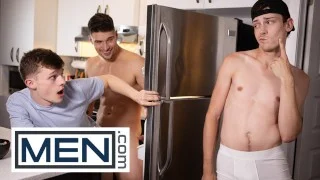 MEN – Malik Delgaty Bumps Into His Roommate Jake Preston Who Is Interested For His Hard Dick