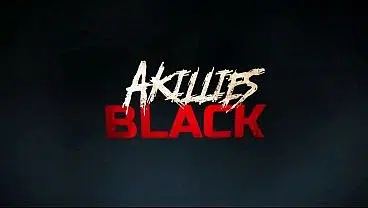 Milf safada não aguentou e já começou a fuder dentro do carro 100% anal. Suzie Slut