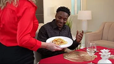 Stacked MILF Ryan Conner Surprises Her Beau With A Sensual Anal Threesome GP3409