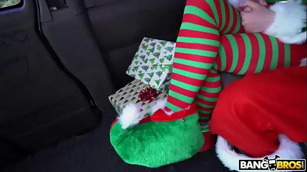 Xmas Special With A Sexy Elf