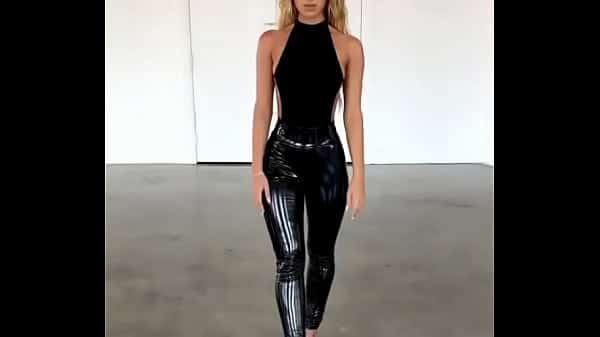 Latex Beautiful Babe Porn