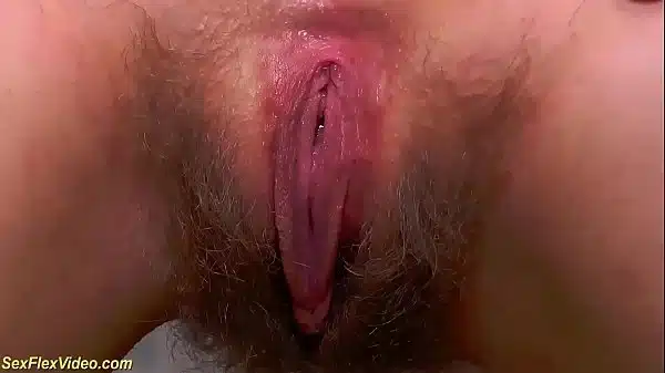 extreme flexible gymnast teen toyed her hairy pussy in crazy contortion straddle split positions